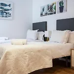 Apartamento De Cuatro Dormitorios En Calle Aribau You Stylish Apartments