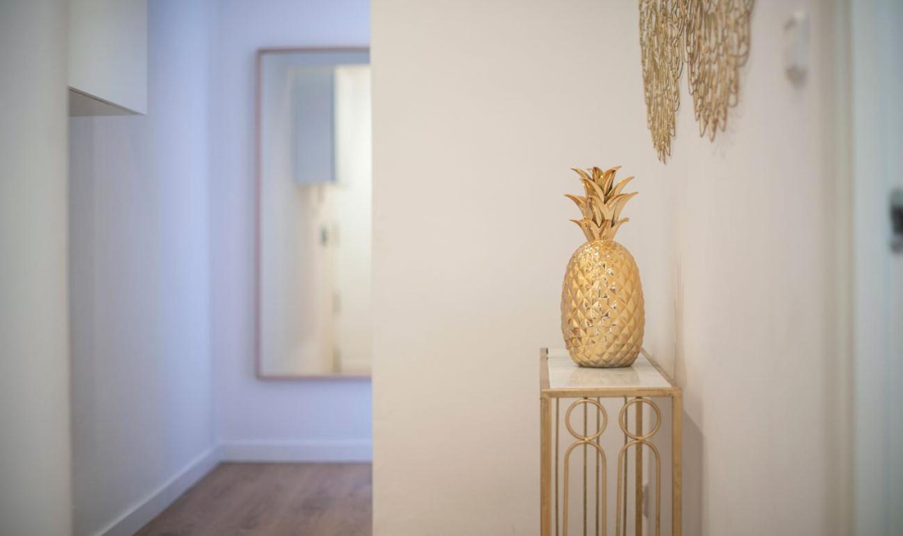 De Cuatro En Calle Aribau Stylish * Barcelona