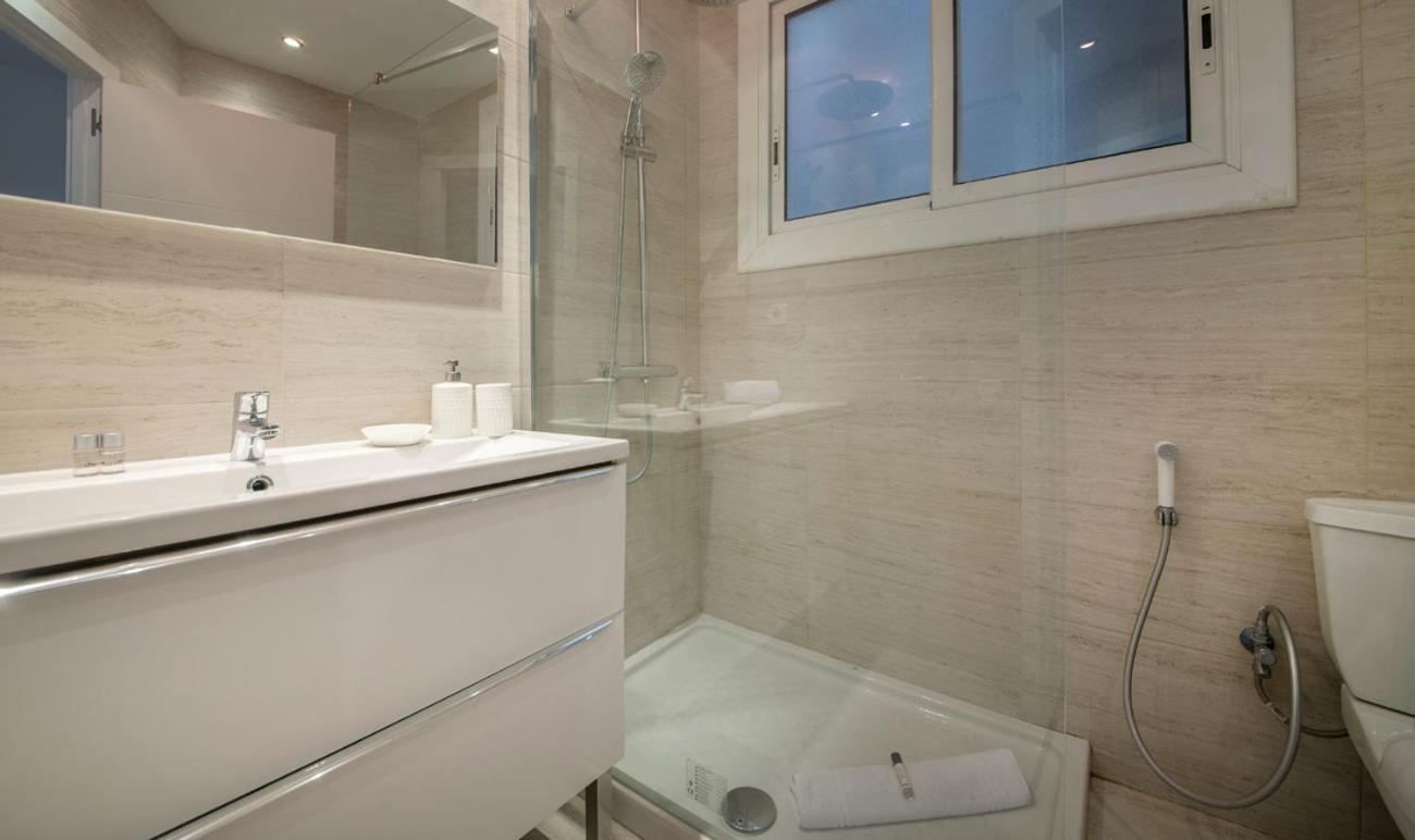 Apartamento De Cuatro En Calle Aribau Stylish *